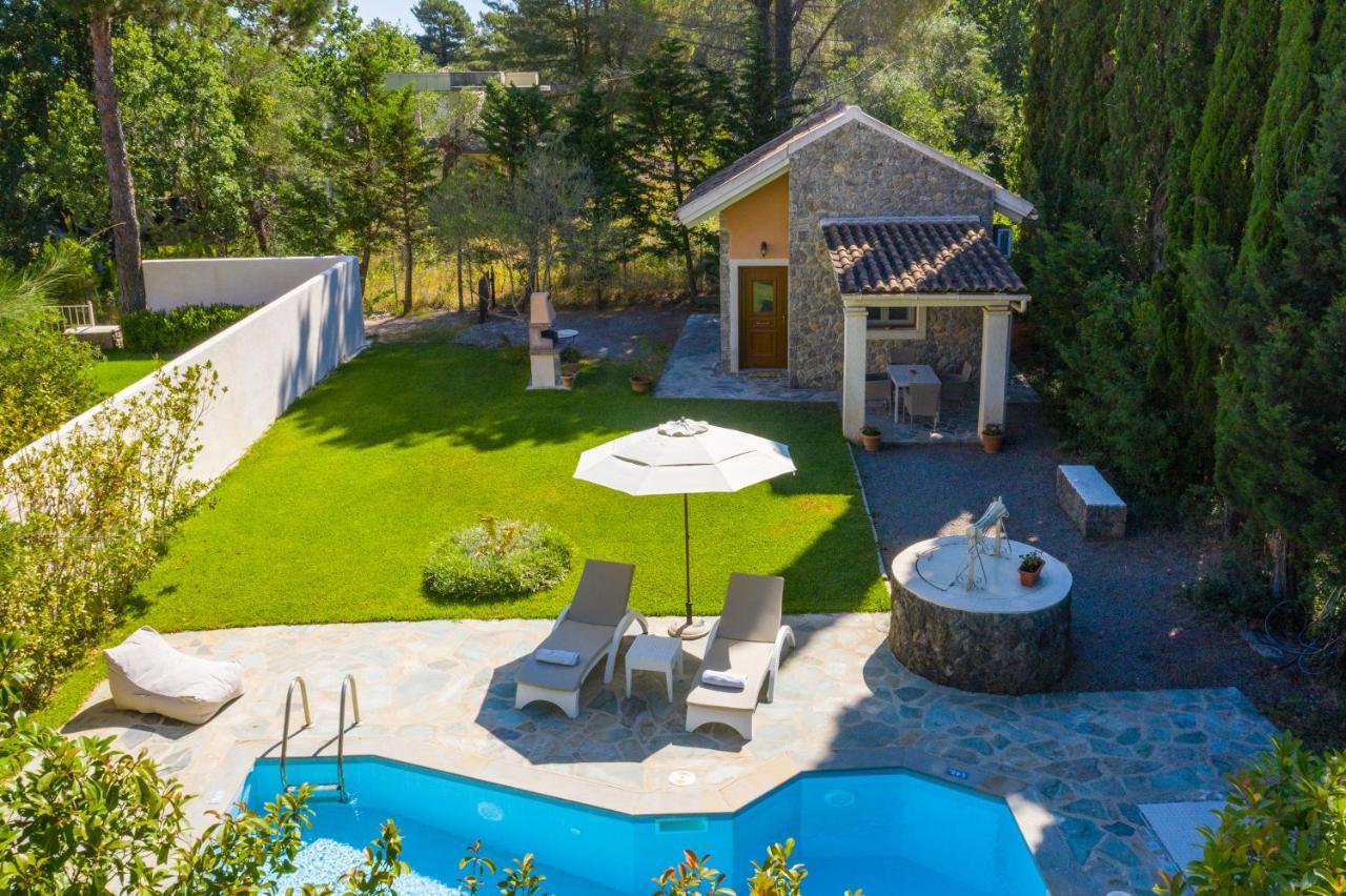 Petrinos Cottage Δαφνίλα Εξωτερικό φωτογραφία