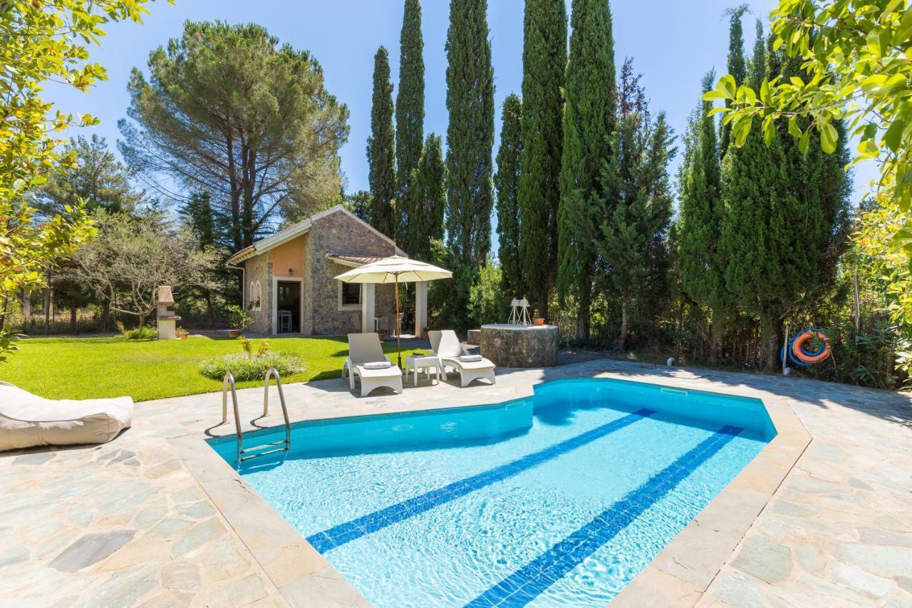 Petrinos Cottage Δαφνίλα Εξωτερικό φωτογραφία